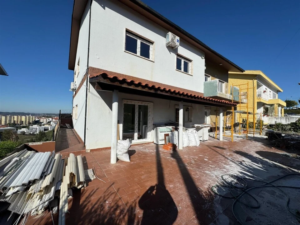 Apartamento T4 para Venda em Sé Nova, Santa Cruz, Almedina e São Bartolomeu Foto 1