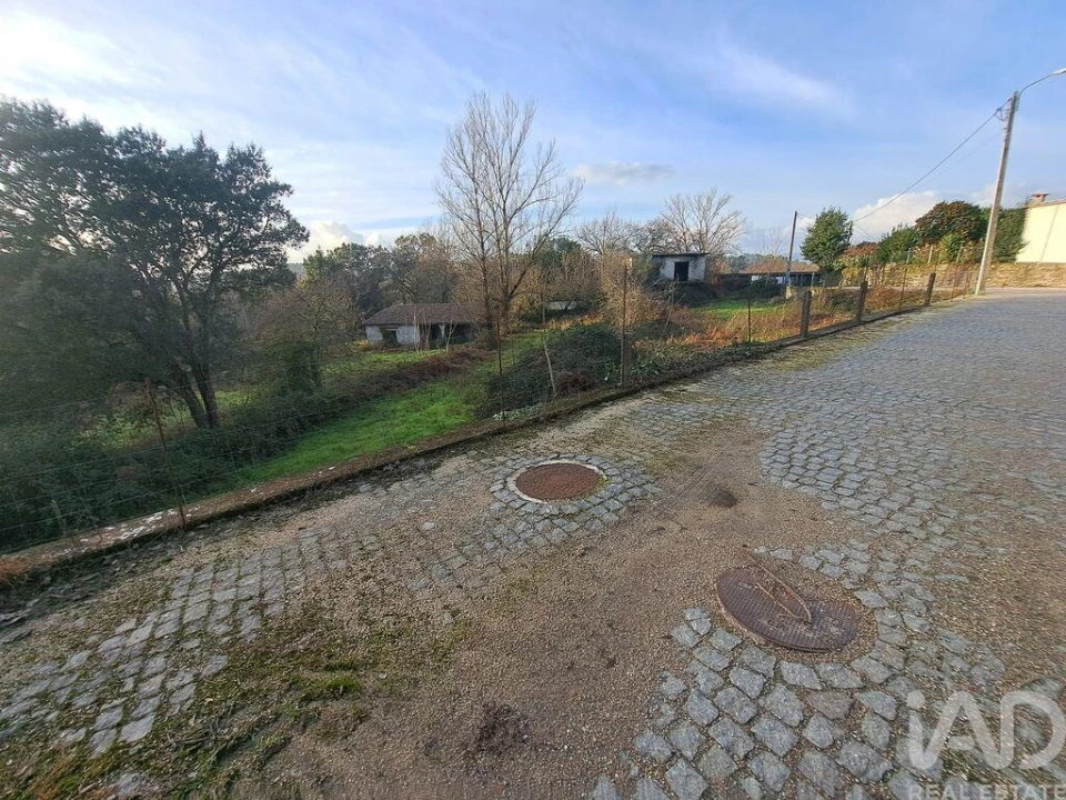 Terreno para Venda em Adaufe Foto 3