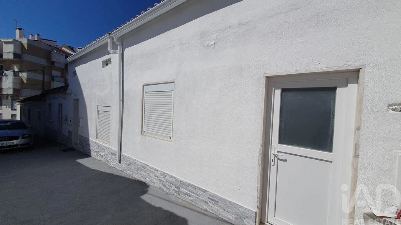 Moradia T9 para Venda em Ajuda Foto 39