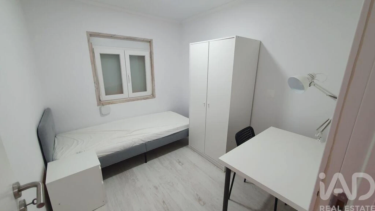 Moradia T9 para Venda em Ajuda Foto 29