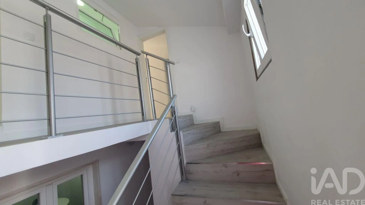 Moradia T9 para Venda em Ajuda Foto 17