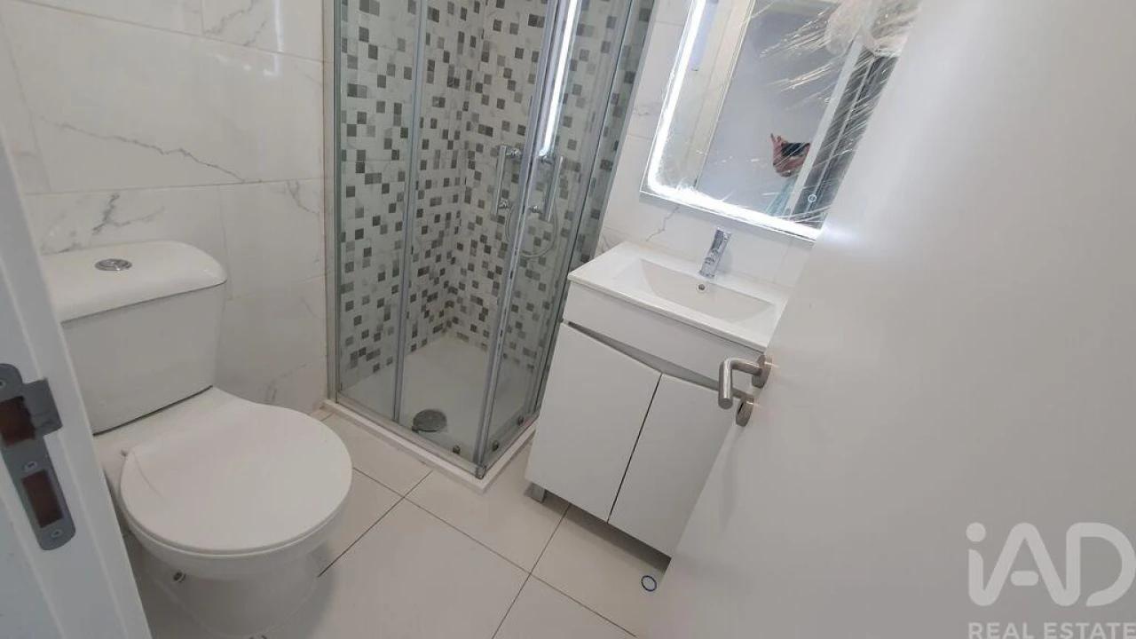 Moradia T9 para Venda em Ajuda Foto 12