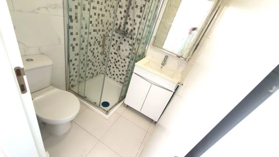 Moradia T9 para Venda em Ajuda Foto 19