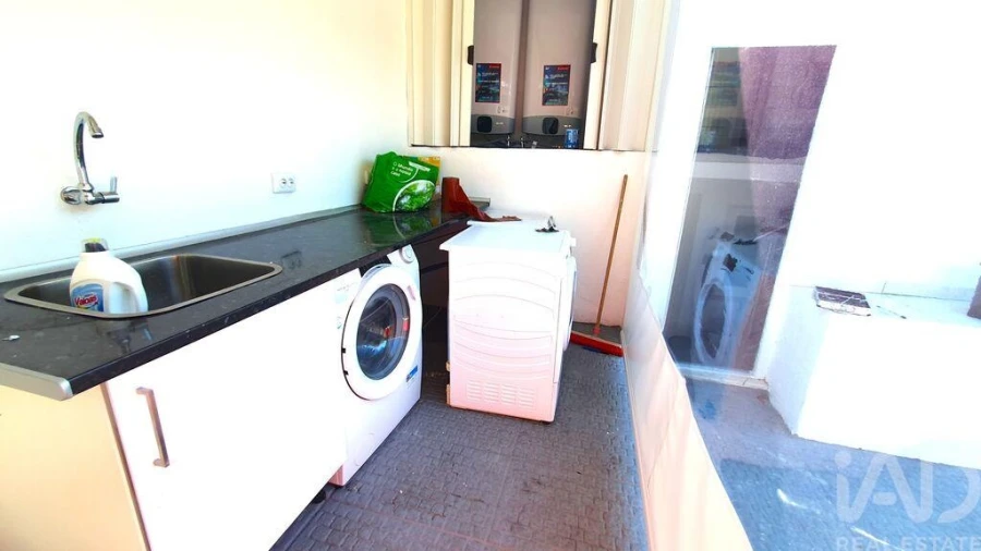 Moradia T9 para Venda em Ajuda Foto 33