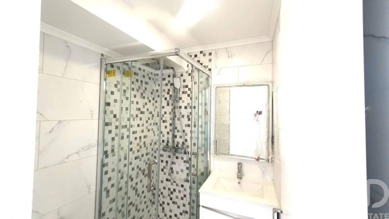 Moradia T9 para Venda em Ajuda Foto 20