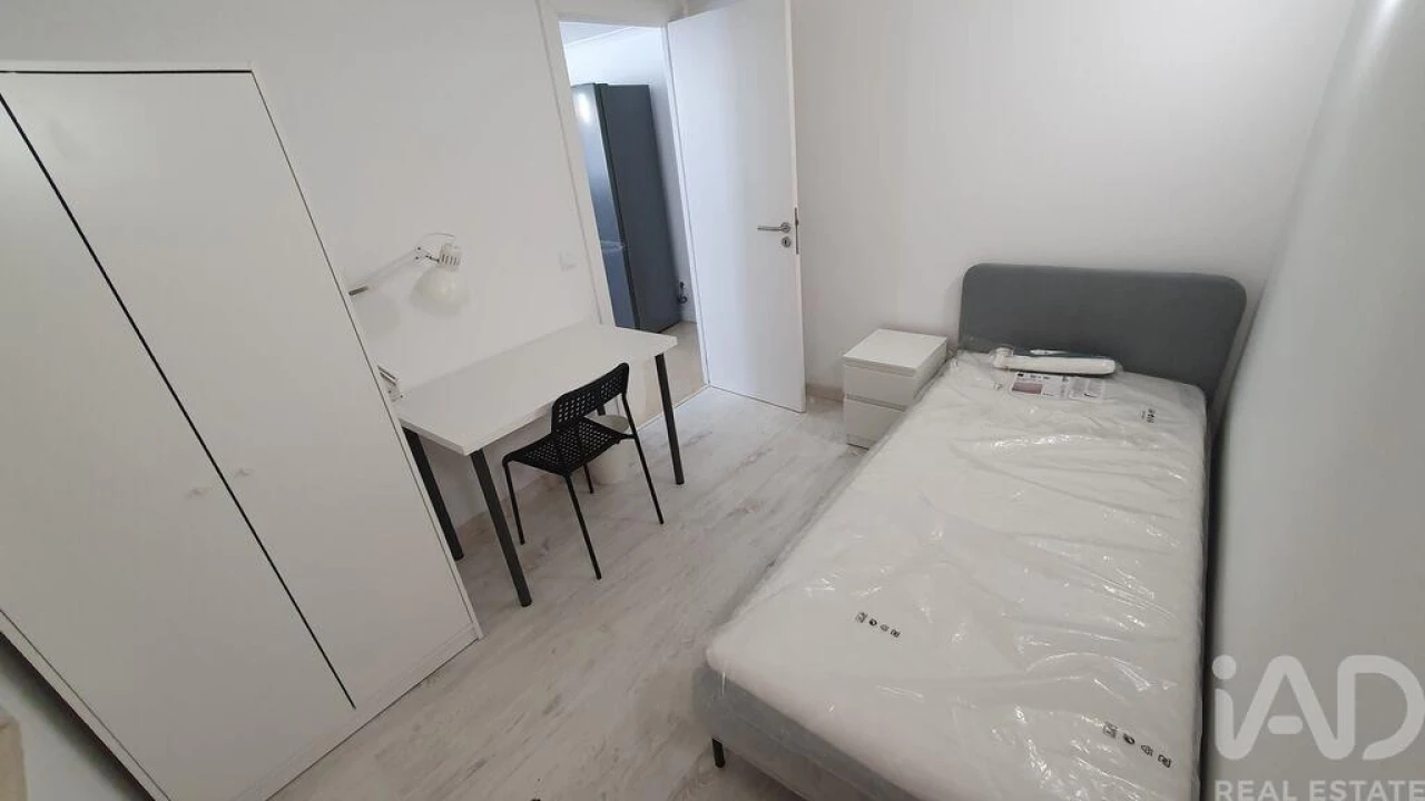 Moradia T9 para Venda em Ajuda Foto 27