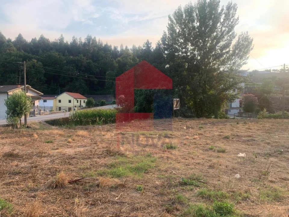 Terreno para Venda em Vila Verde e Barbudo Foto 3