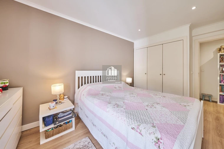 Apartamento T3 para Venda em Costa da Caparica Foto 22