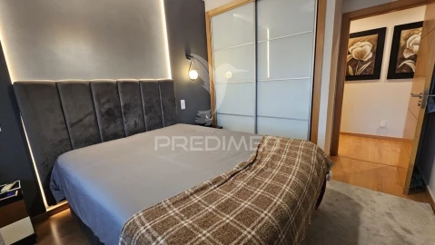Apartamento T4 para Venda em Portimão