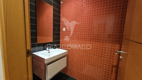 Apartamento T4 para Venda em Portimão