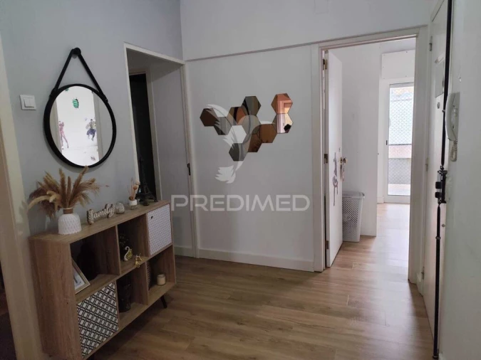 Apartamento T3 para Venda em Agualva e Mira-Sintra Foto 10