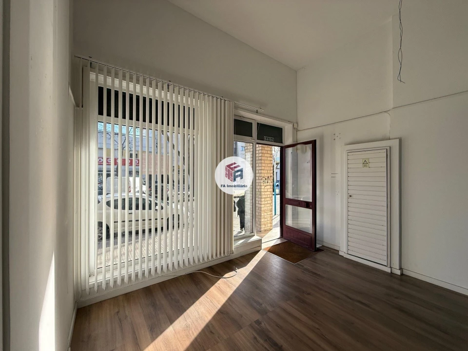 Loja para Arrendamento em Matosinhos e Leça da Palmeira Foto 3