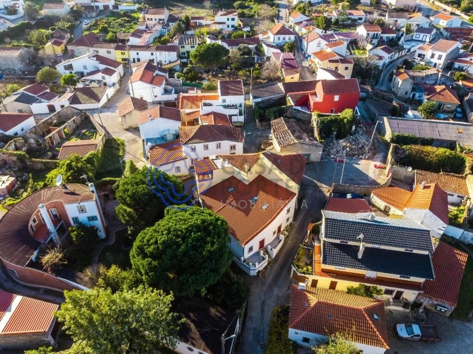 Moradia T3 para Venda em São Bartolomeu dos Galegos e Moledo Foto 40