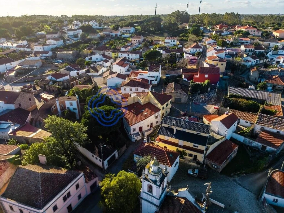 Moradia T3 para Venda em São Bartolomeu dos Galegos e Moledo Foto 46
