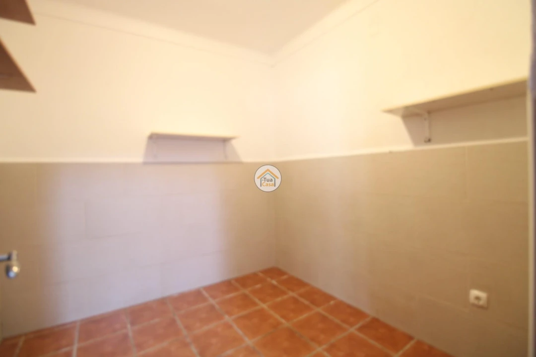 Moradia T4 para Venda em Redondo Foto 5