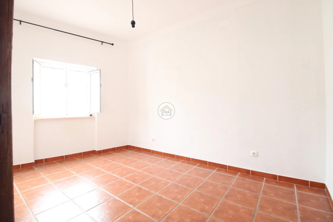 Moradia T4 para Venda em Redondo Foto 13