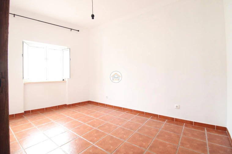 Moradia T4 para Venda em Redondo Foto 13