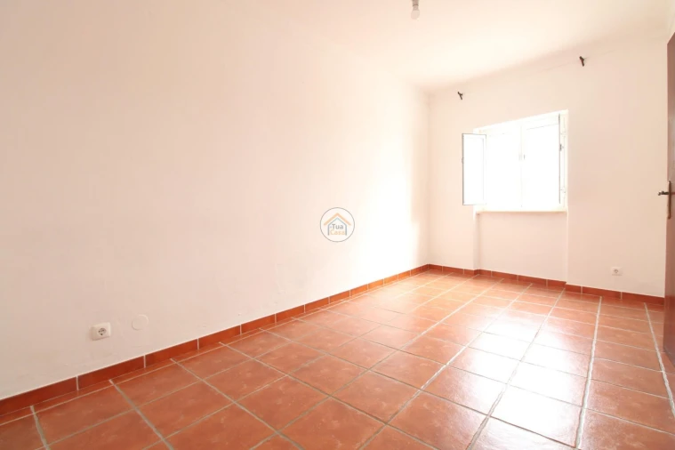 Moradia T4 para Venda em Redondo Foto 6