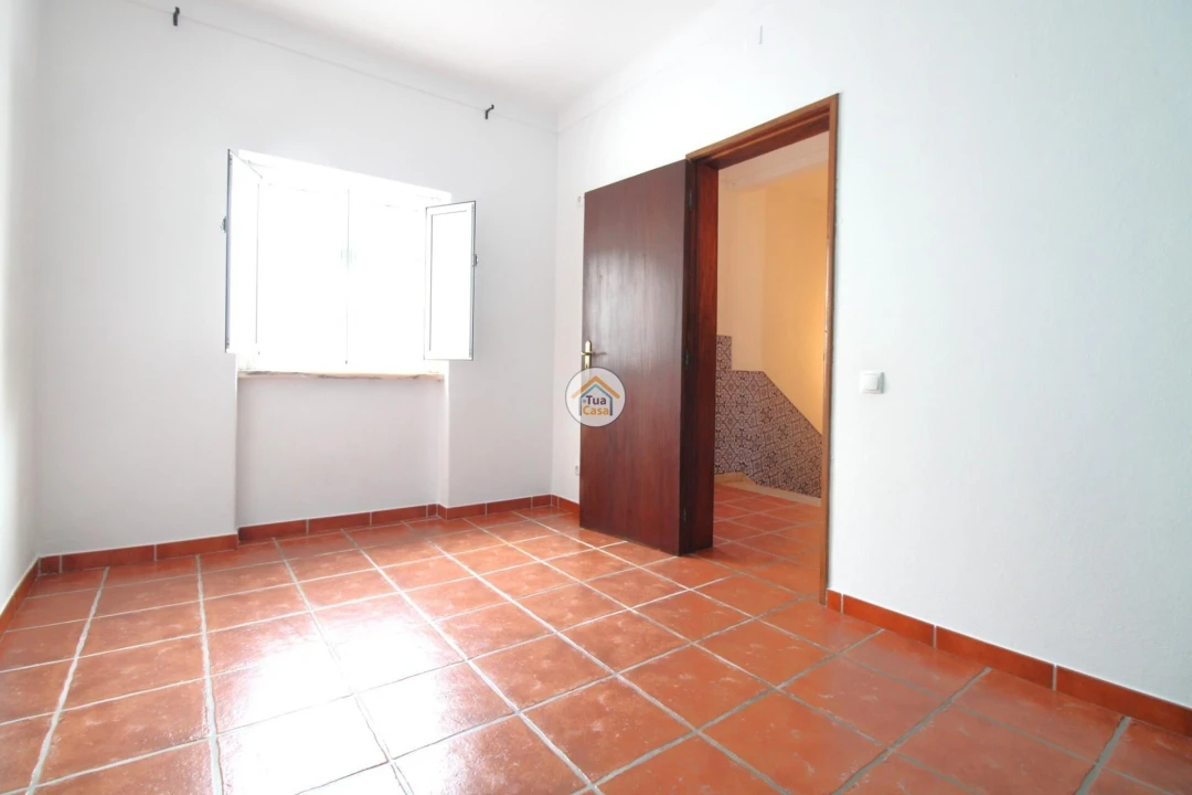 Moradia T4 para Venda em Redondo Foto 18