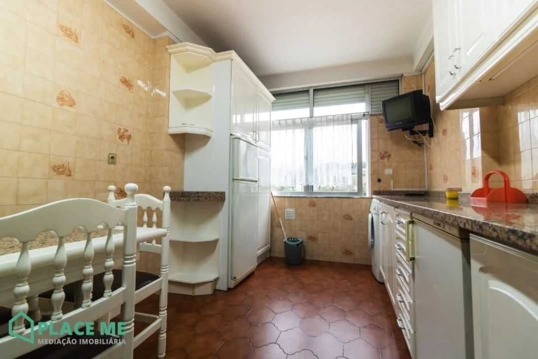 Apartamento T3 para Arrendamento em Braga (São José de São Lázaro e São João do Souto) Foto 7