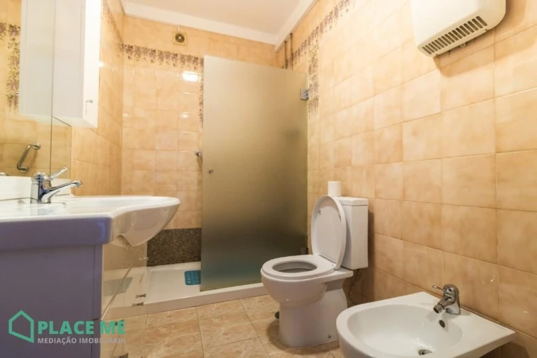 Apartamento T3 para Arrendamento em Braga (São José de São Lázaro e São João do Souto) Foto 37