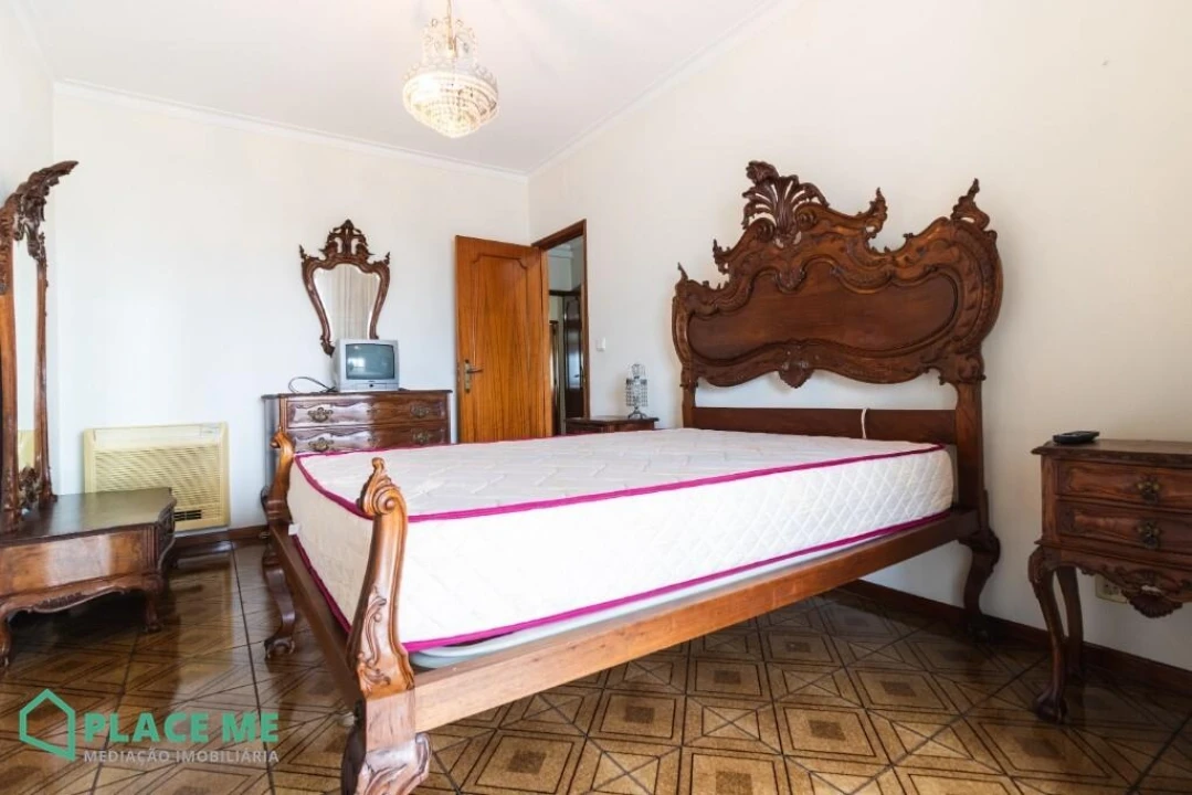 Apartamento T3 para Arrendamento em Braga (São José de São Lázaro e São João do Souto) Foto 32