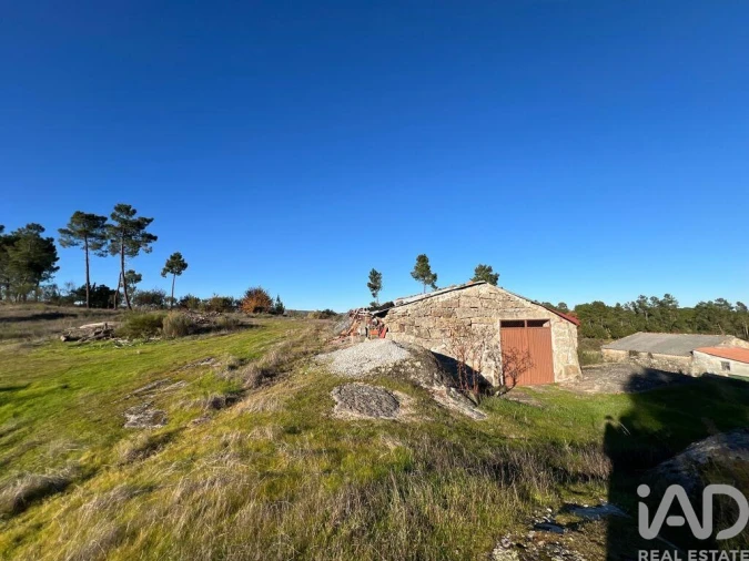 Quinta T3 para Venda em Arcozelo Foto 7
