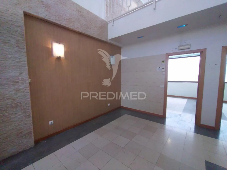 Loja para Venda em Alto do Seixalinho, Santo André e Verderena Foto 13