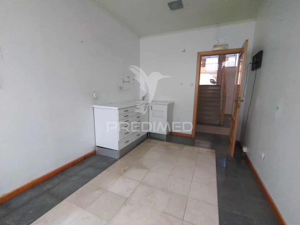 Loja para Venda em Alto do Seixalinho, Santo André e Verderena Foto 16