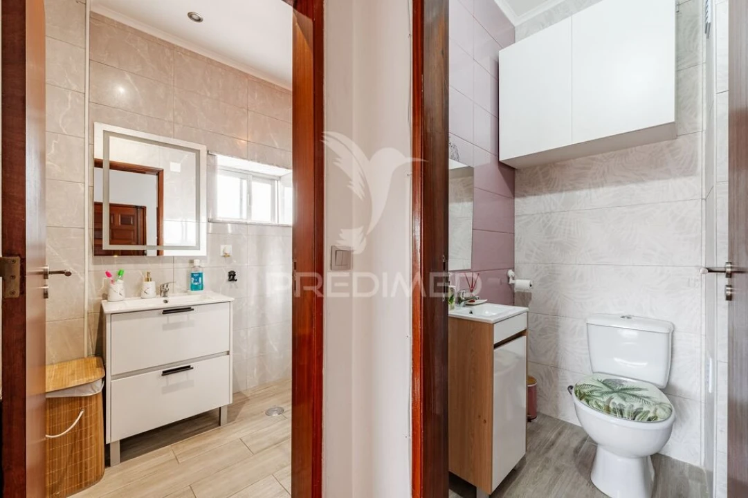 Apartamento T3 para Venda em Barreiro e Lavradio Foto 10