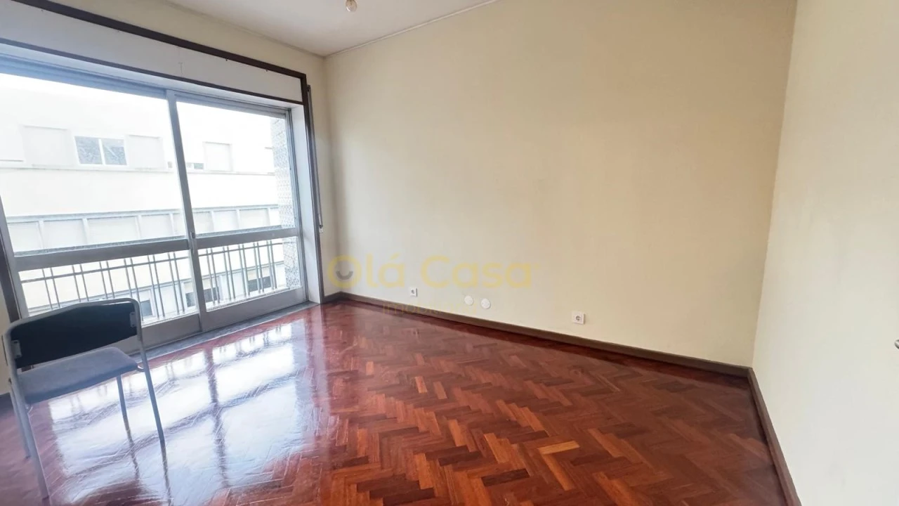 Apartamento T3 para Venda em Bonfim Foto 13