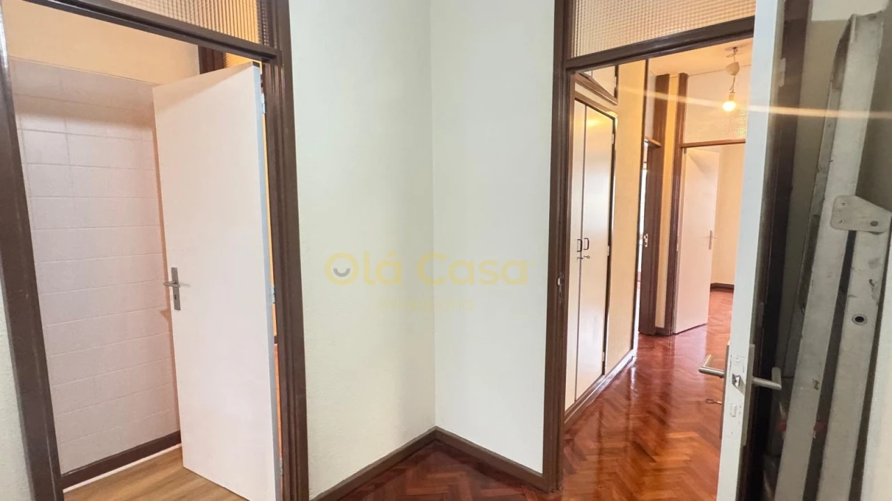 Apartamento T3 para Venda em Bonfim Foto 17