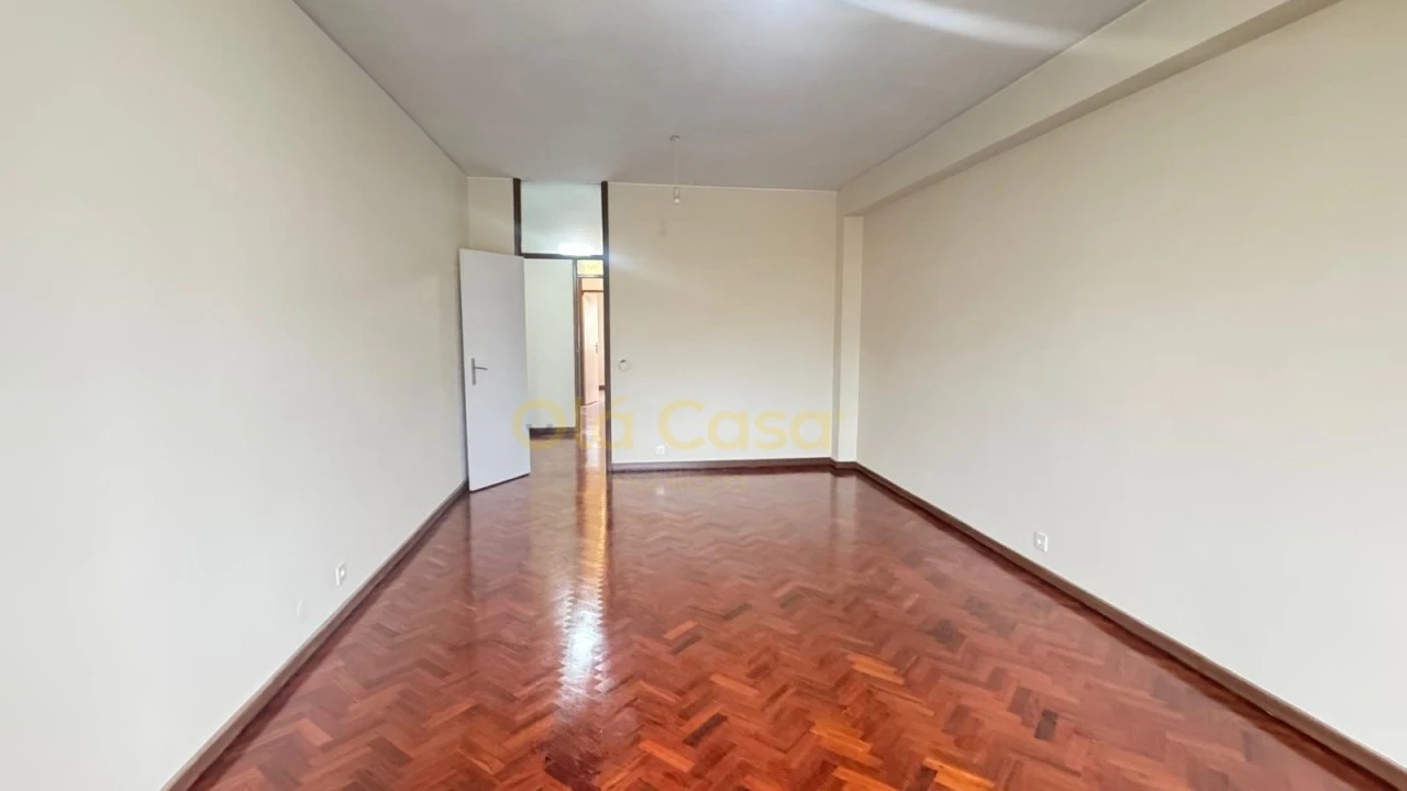 Apartamento T3 para Venda em Bonfim Foto 19