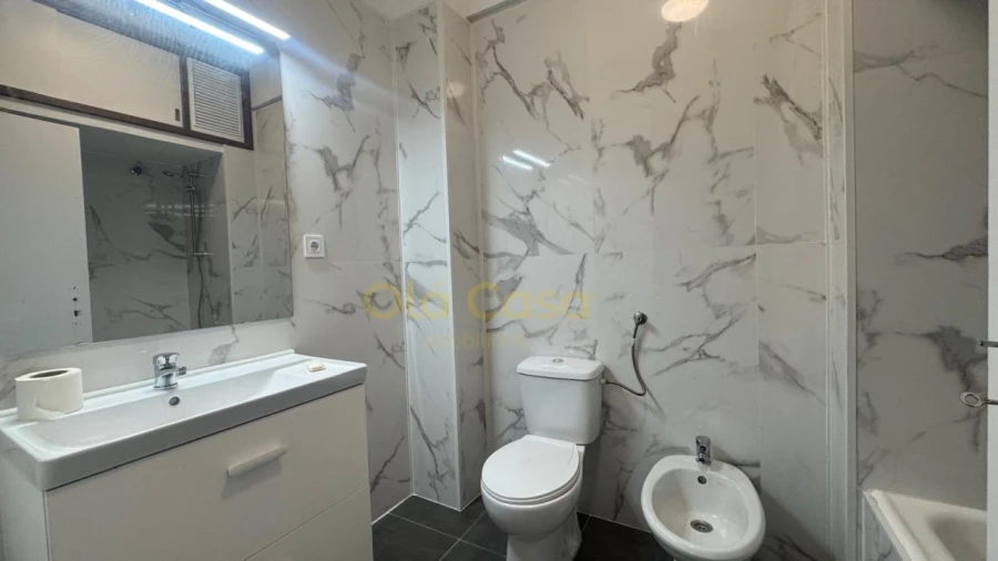 Apartamento T3 para Venda em Bonfim Foto 9