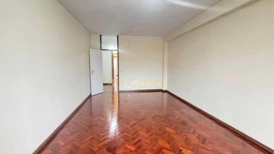 Apartamento T3 para Venda em Bonfim Foto 19