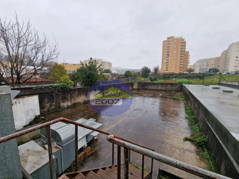 Loja para Venda em Cedofeita, Santo Ildefonso, Sé, Miragaia, São Nicolau e Vitória Foto 1
