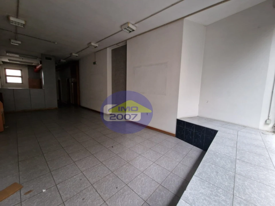 Loja para Venda em Cedofeita, Santo Ildefonso, Sé, Miragaia, São Nicolau e Vitória Foto 16