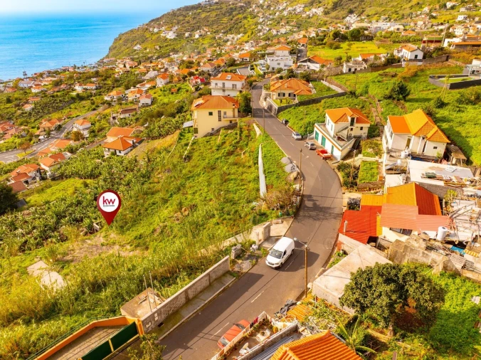 Terreno para Venda em Arco da Calheta Foto 9