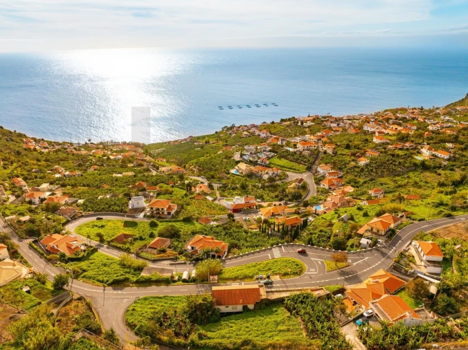 Terreno para Venda em Arco da Calheta Foto 15