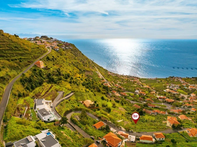 Terreno para Venda em Arco da Calheta Foto 8