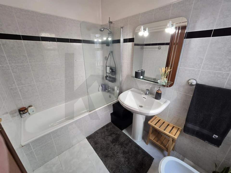 Moradia T3 para Venda em Caniço Foto 62