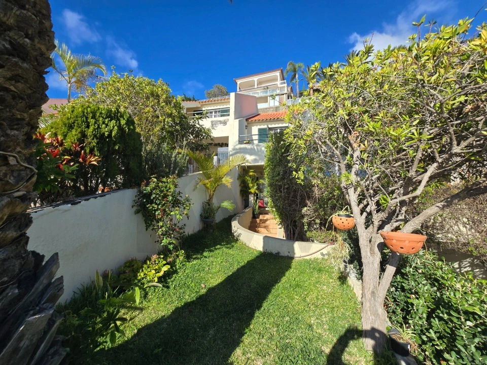 Moradia T3 para Venda em Caniço Foto 15