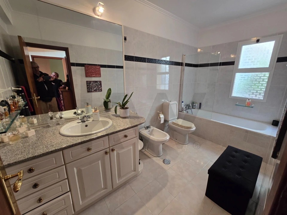 Moradia T3 para Venda em Caniço Foto 49