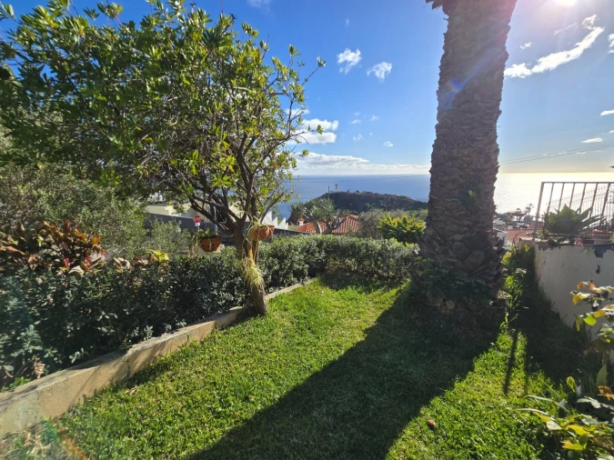 Moradia T3 para Venda em Caniço Foto 13