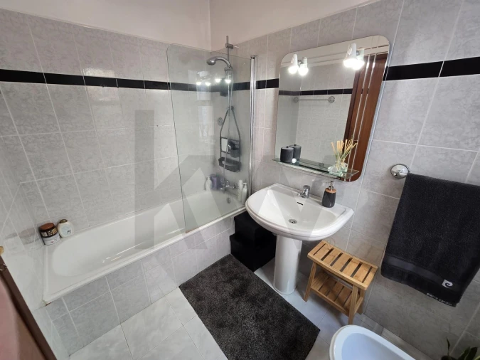 Moradia T3 para Venda em Caniço Foto 62