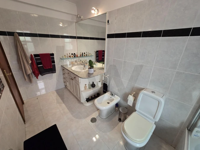 Moradia T3 para Venda em Caniço Foto 51