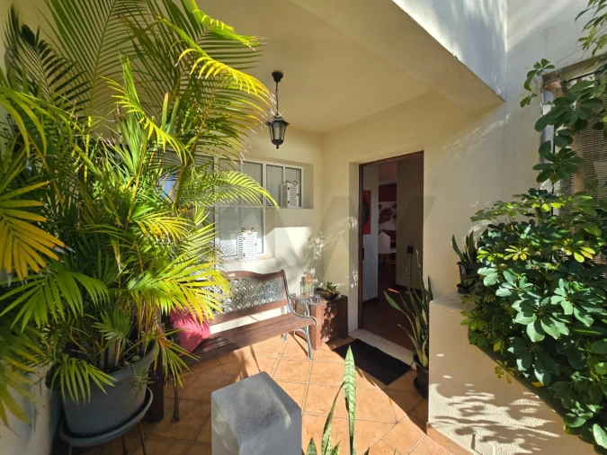 Moradia T3 para Venda em Caniço Foto 17