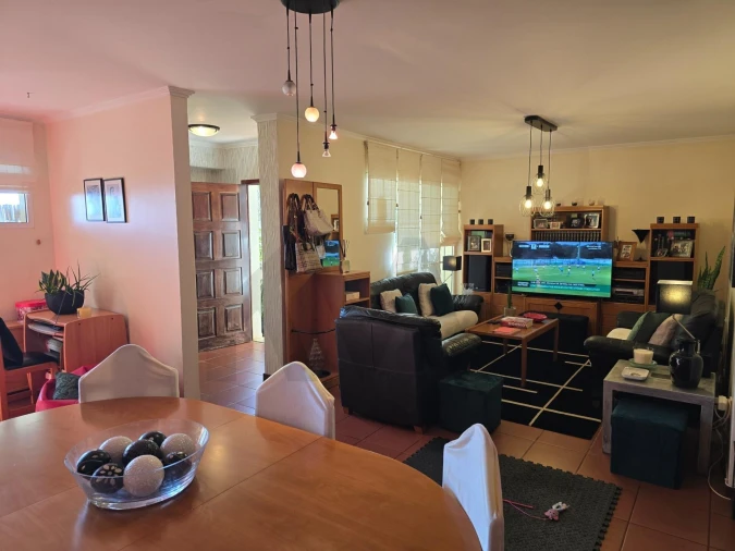 Moradia T3 para Venda em Caniço Foto 20