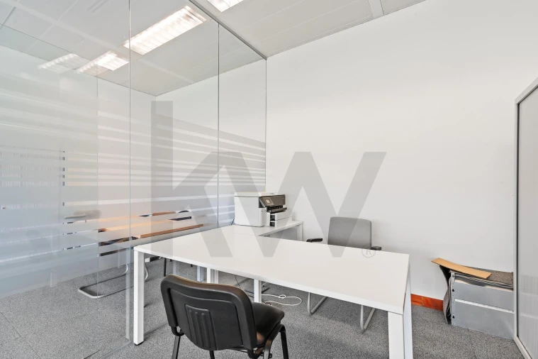 Escritório para Venda em Carnaxide e Queijas Foto 11