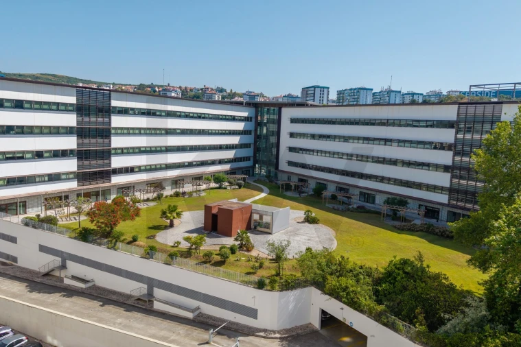 Escritório para Venda em Carnaxide e Queijas Foto 6